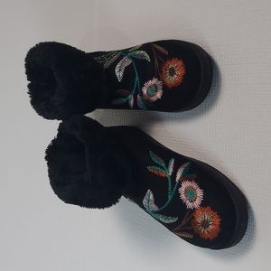 Indigo Rd Ahoy Floral Embroidered Short Foldable Boots